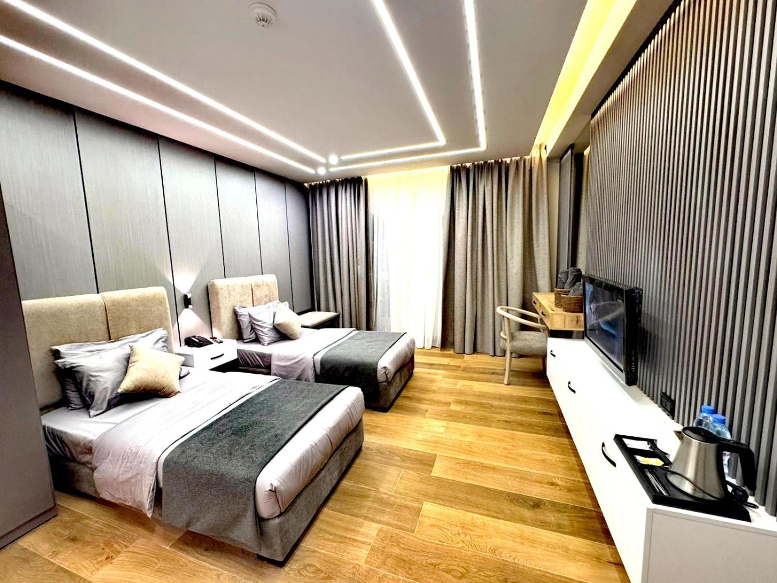 Queens Suite Hotel Beirute Exterior foto